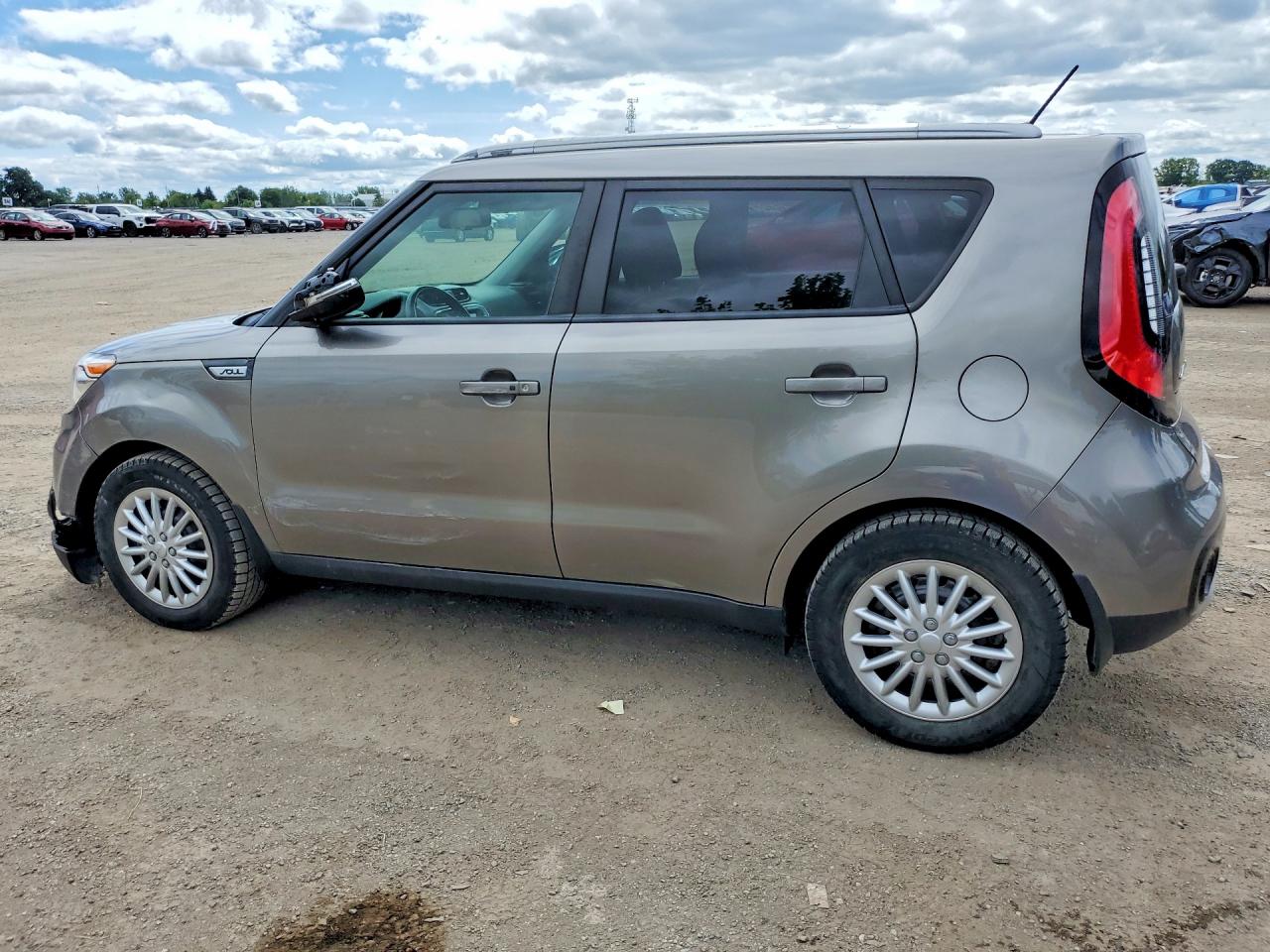 KNDJP3A52J7614794 · 2018 KIA SOUL · 2/12