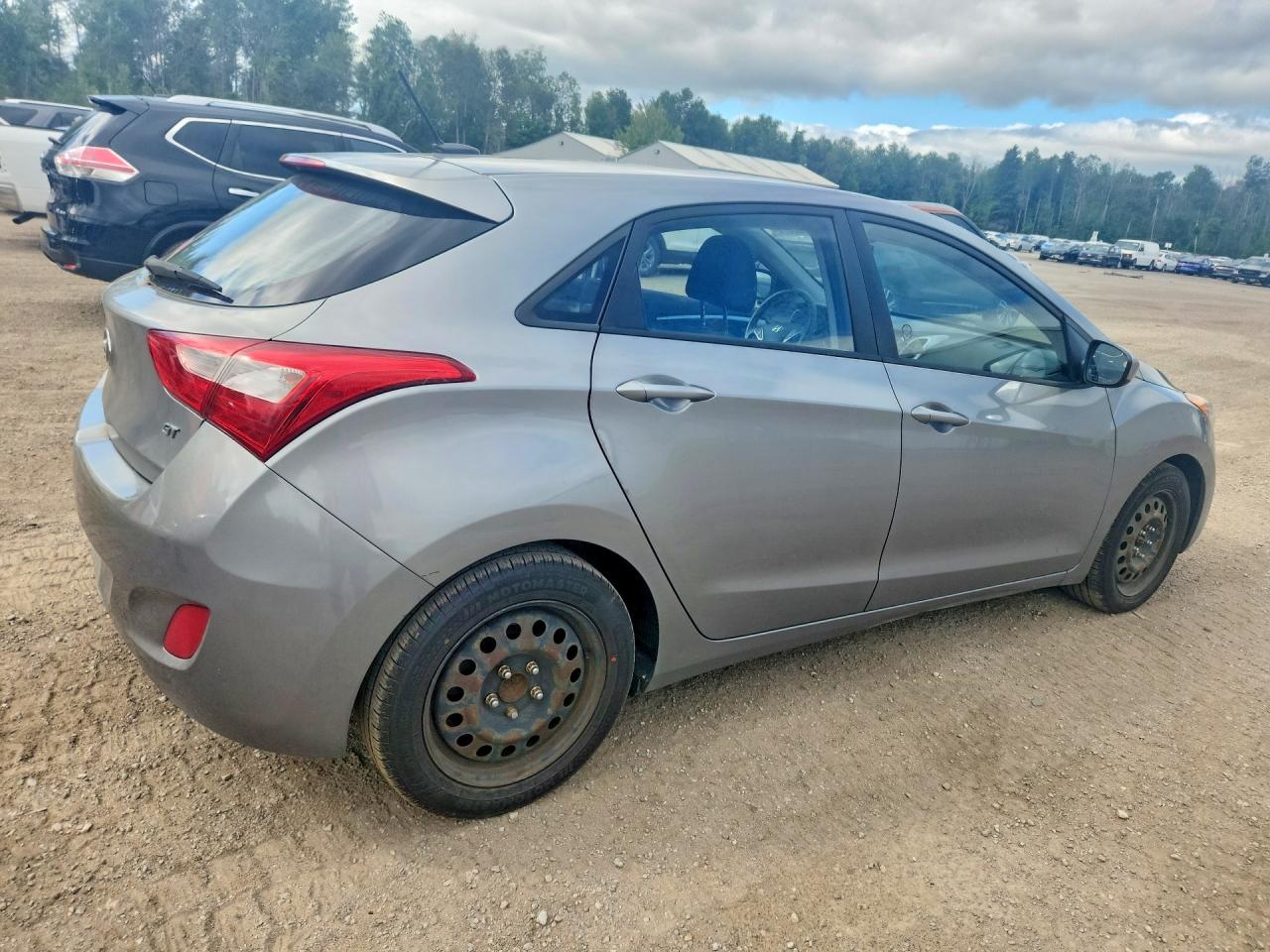 KMHD25LH0GU262058 · 2016 HYUNDAI ELANTRA GT · 3/12