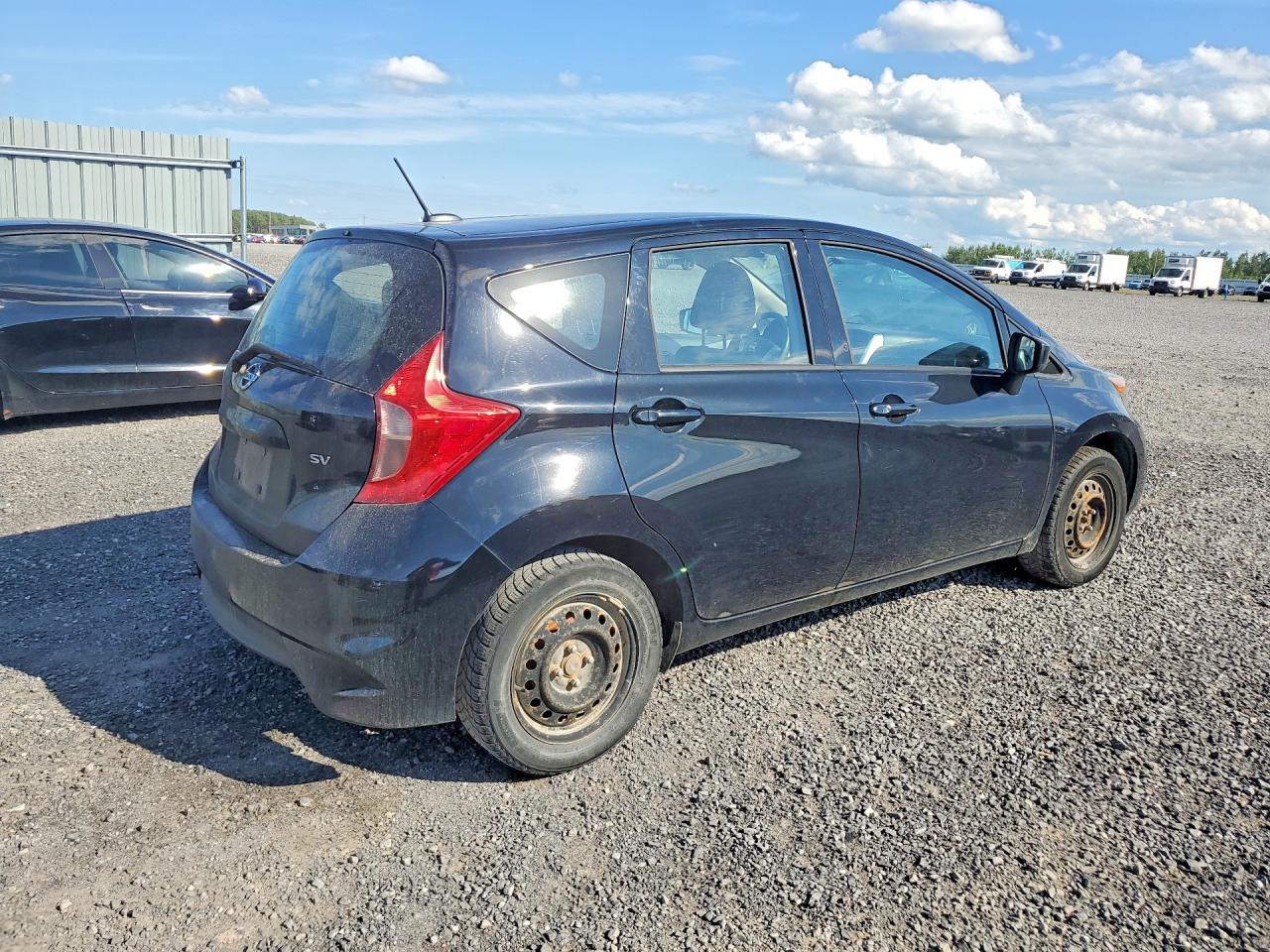 3N1CE2CP5JL365350 · 2018 NISSAN VERSA NOTE · 3/12