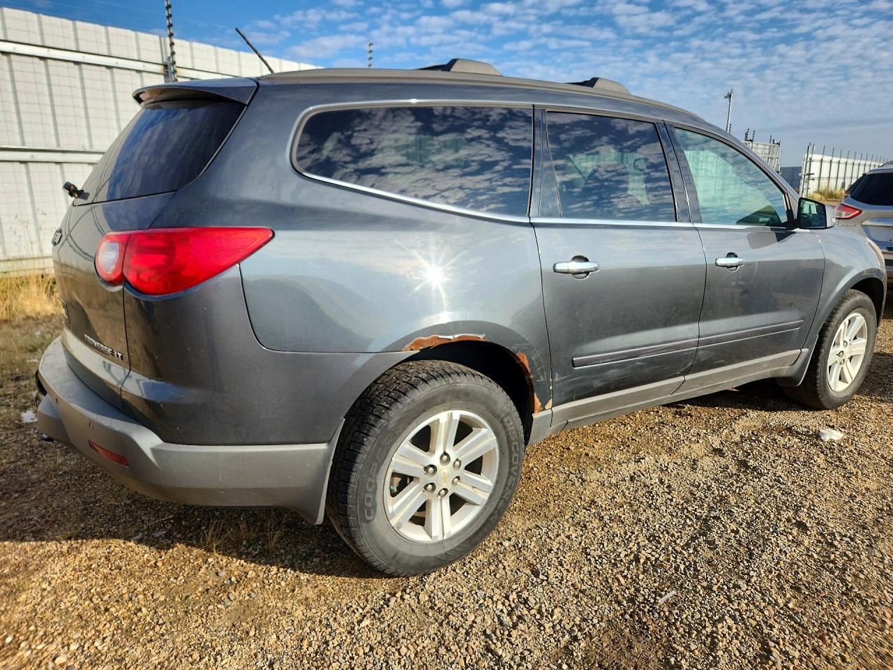 1GNLVFED2AJ237881 · 2010 CHEVROLET TRAVERSE · 3/13