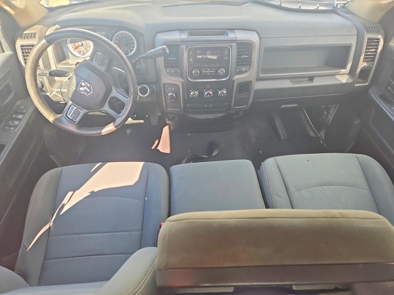 1C6RR7FT6HS808609 · 2017 RAM 1500 · 8/12