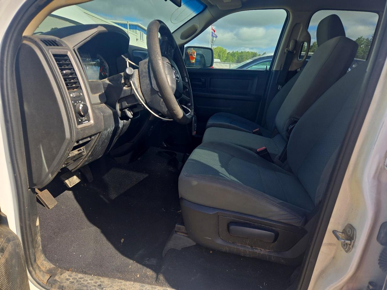 1C6RR7FT6HS808609 · 2017 RAM 1500 · 7/12