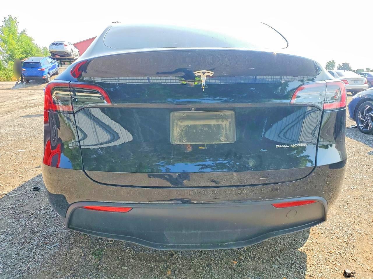 7SAYGDEE3NF421698 · 2022 TESLA MODEL Y · 6/14