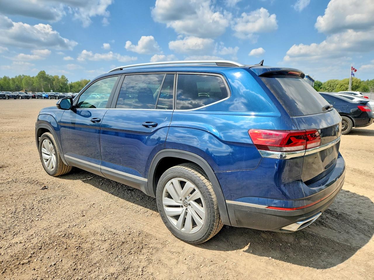 1V2BR2CA8MC577103 · 2021 VOLKSWAGEN ATLAS · 2/13