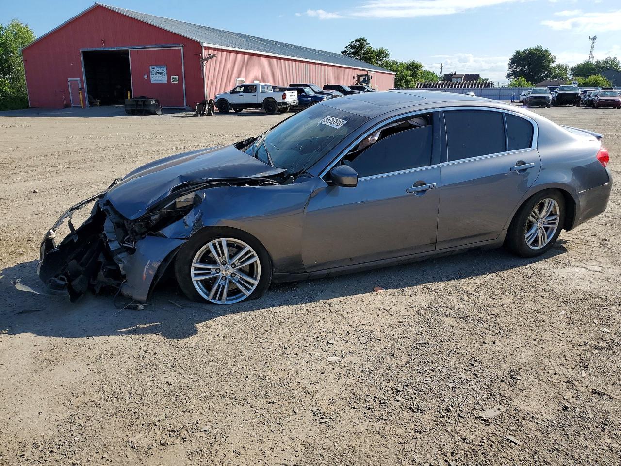 2013 INFINITI G37