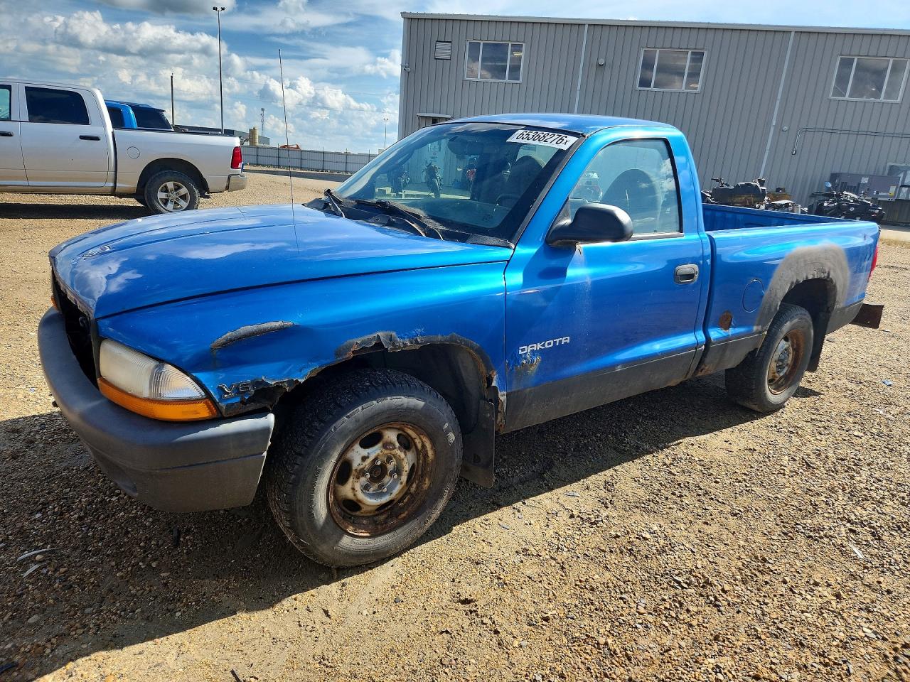 1B7FL26X5YS598328 · 2000 DODGE DAKOTA