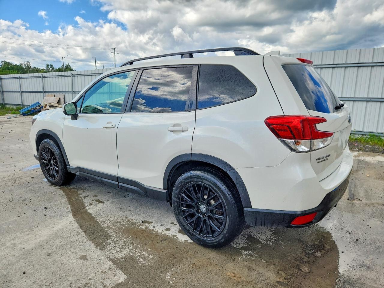 JF2SKEBC3KH446625 · 2019 SUBARU FORESTER · 2/14