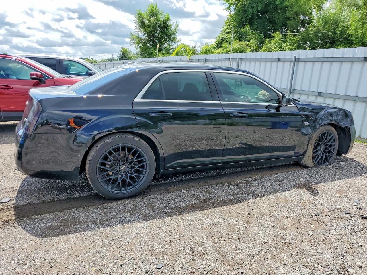 2C3CCABG8DH714436 · 2013 CHRYSLER 300 · 3/9