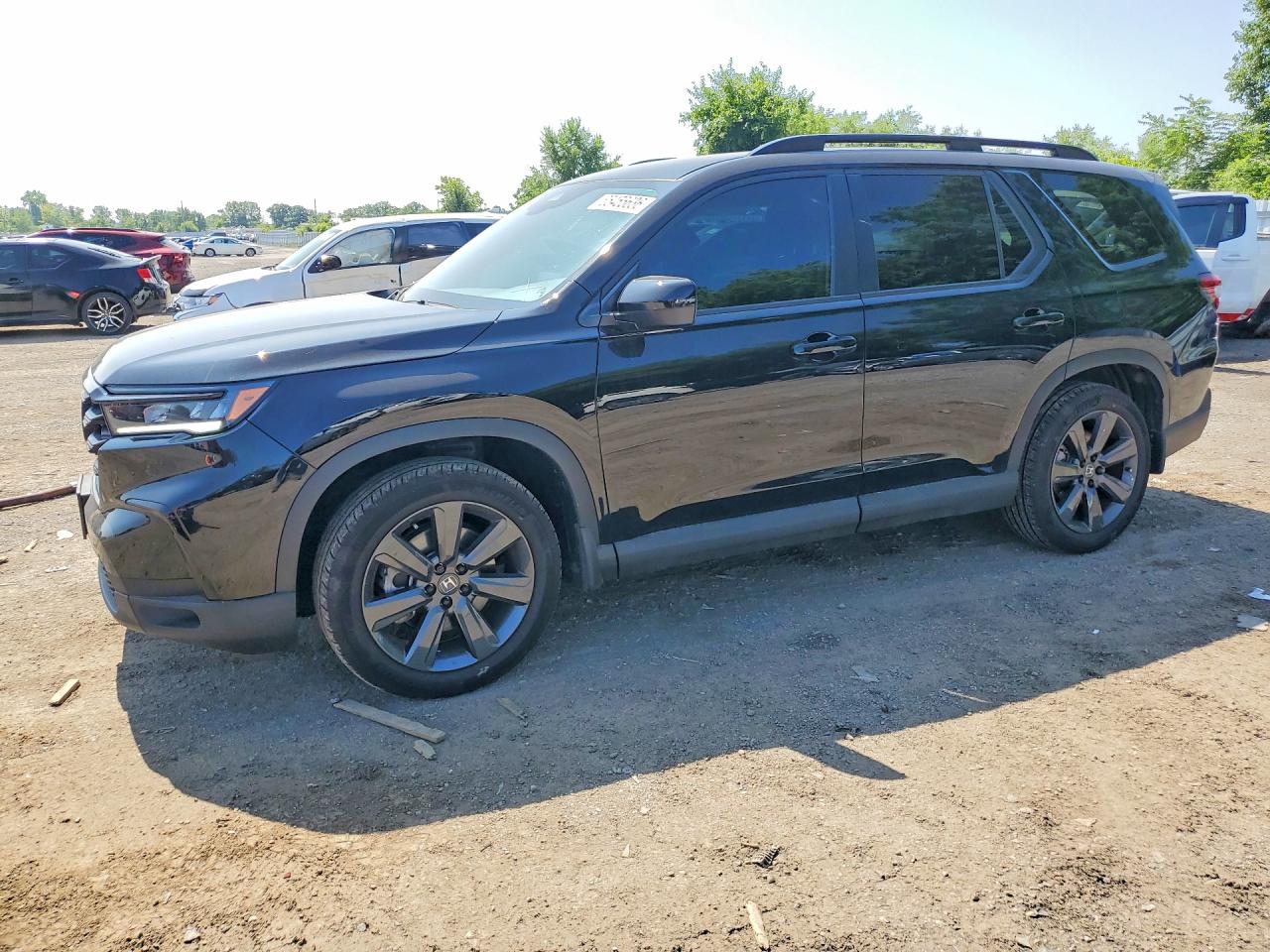 5FNYG1H32SB511975 · 2025 HONDA PILOT