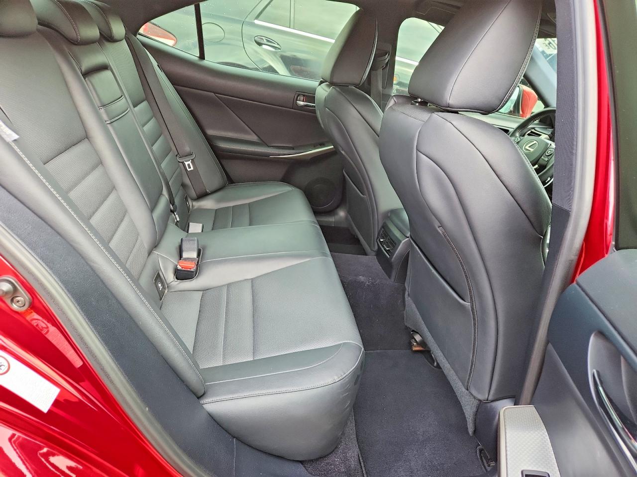 JTHCF1D29E5004490 · 2014 LEXUS IS · 10/13