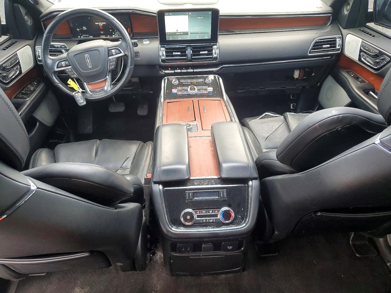 5LMJJ2LT5LEL10938 · 2020 LINCOLN NAVIGATOR · 8/14
