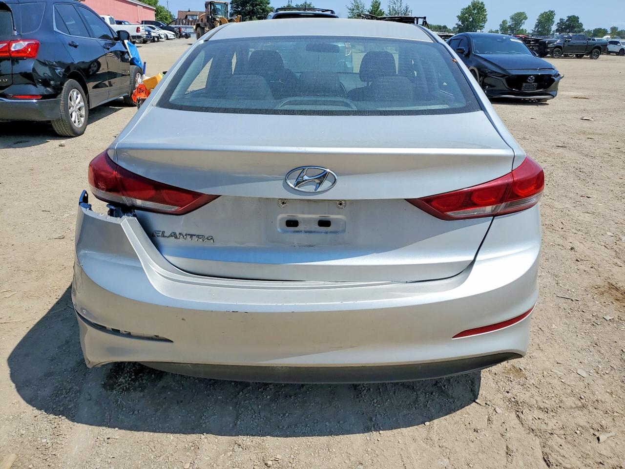 5NPD74LF9JH285368 · 2018 HYUNDAI ELANTRA · 6/12