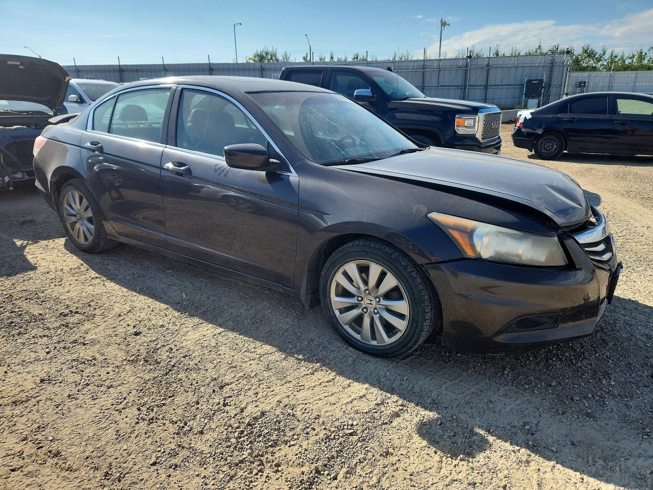 1HGCP2F83BA804342 · 2011 HONDA ACCORD · 4/12
