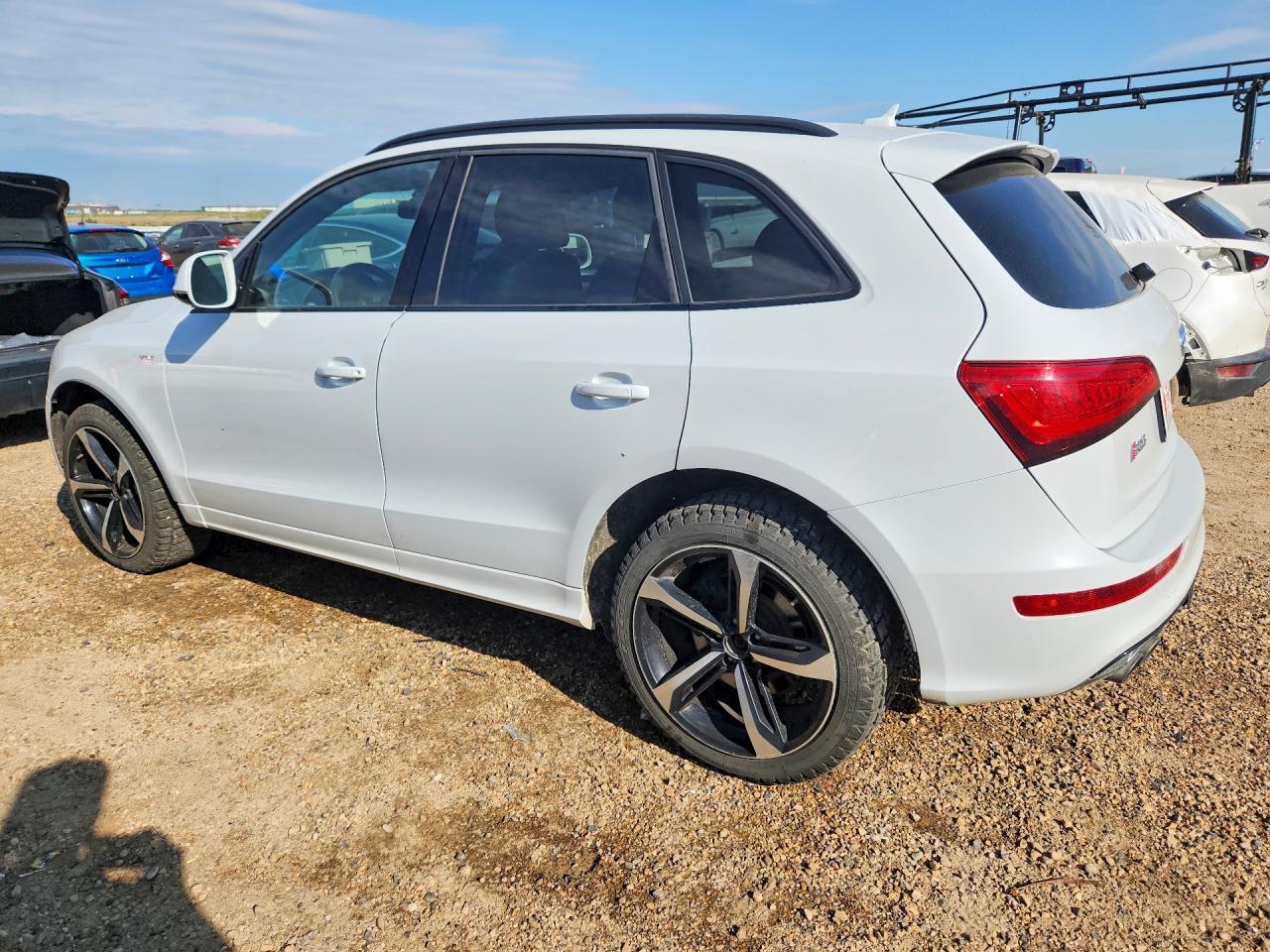 WA1LCAFP0GA014204 · 2016 AUDI SQ5 · 2/13