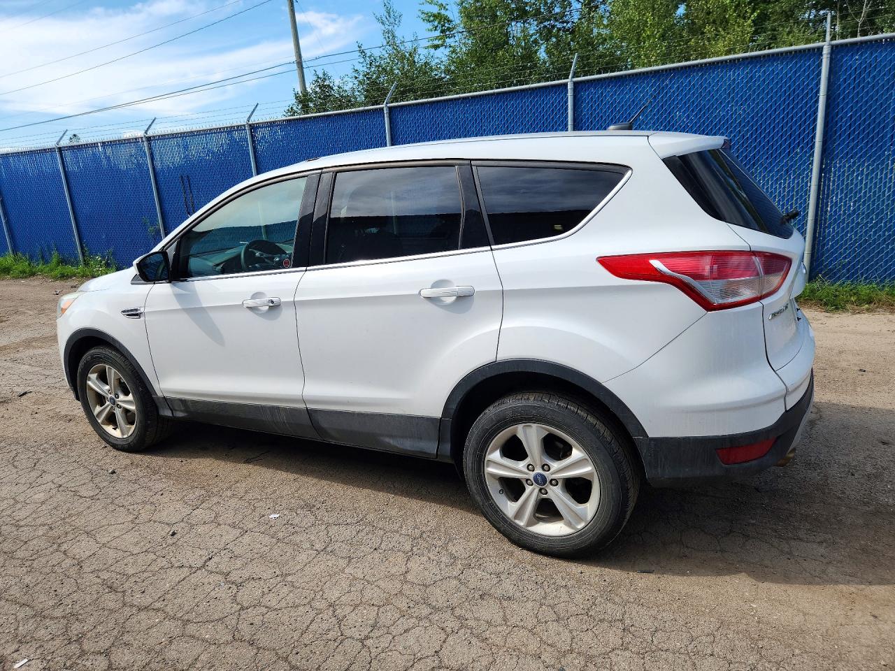 1FMCU9GX8FUB52484 · 2015 FORD ESCAPE · 2/12