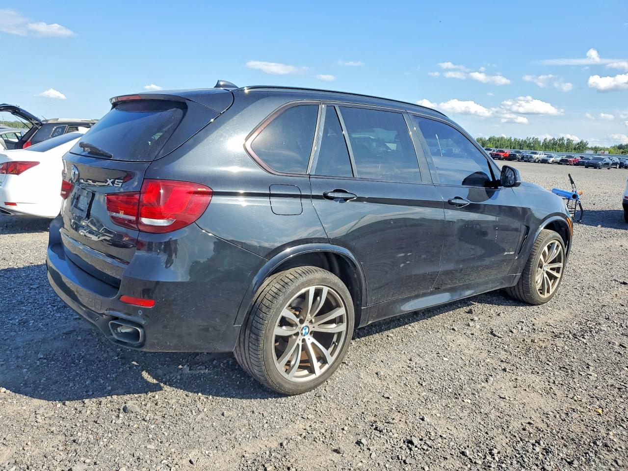 5UXKR0C57E0H27215 · 2014 BMW X5 · 3/13