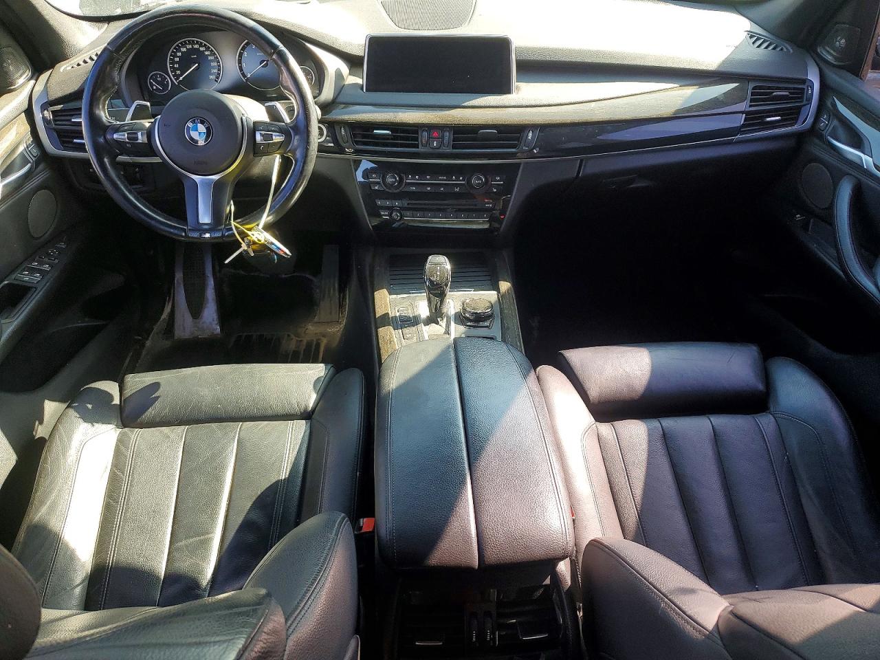 5UXKR0C57E0H27215 · 2014 BMW X5 · 8/13