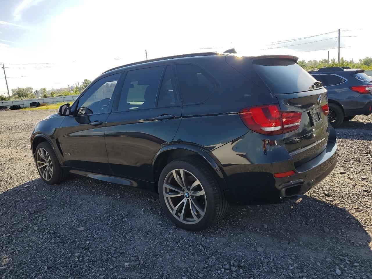 5UXKR0C57E0H27215 · 2014 BMW X5 · 2/13