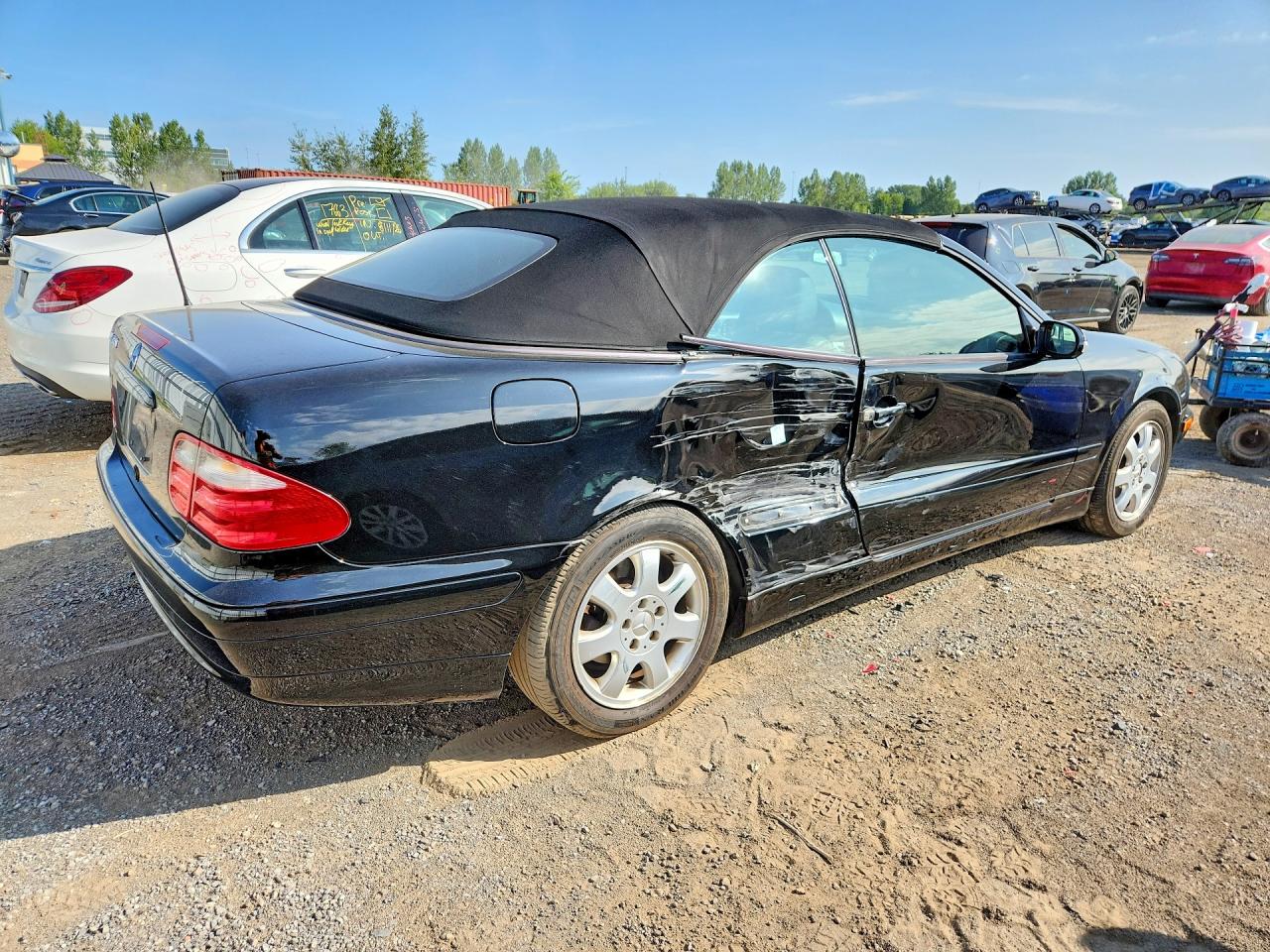 WDBLJ65G11F179293 · 2001 MERCEDES-BENZ CLK · 3/12