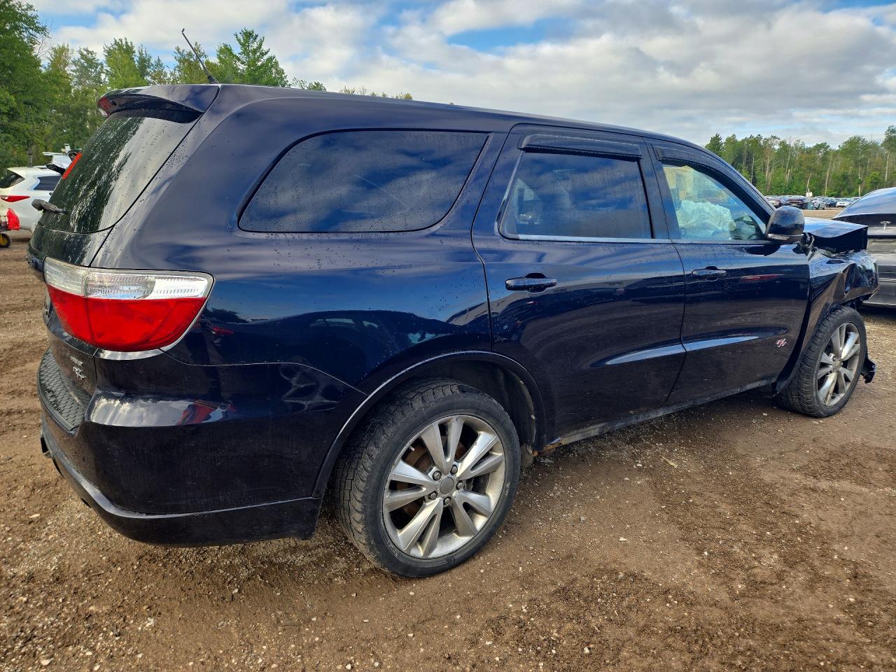 1D4SE6GT4BC699439 · 2011 DODGE DURANGO · 3/13