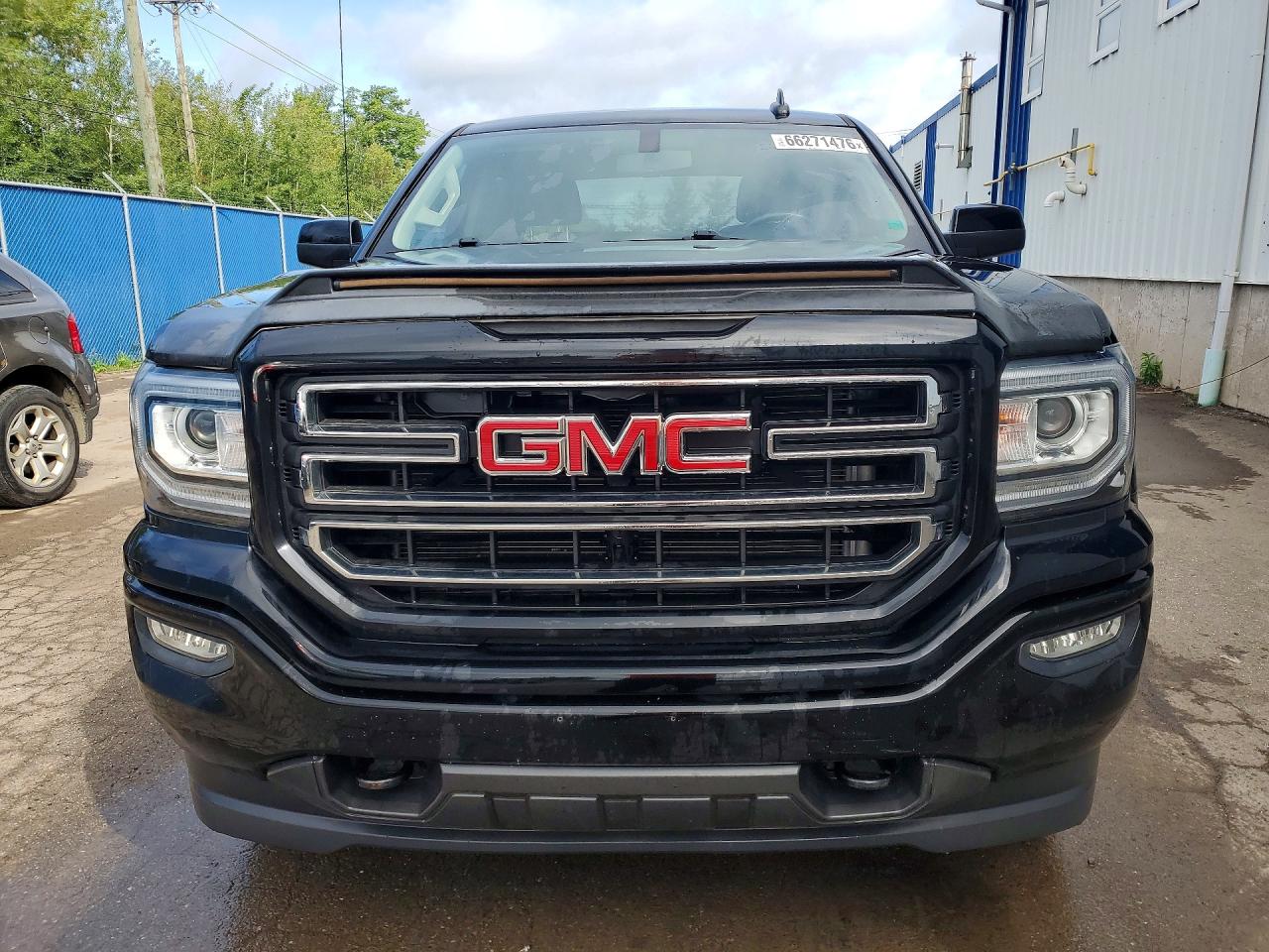 3GTU2MEC2JG124032 · 2018 GMC SIERRA · 5/12
