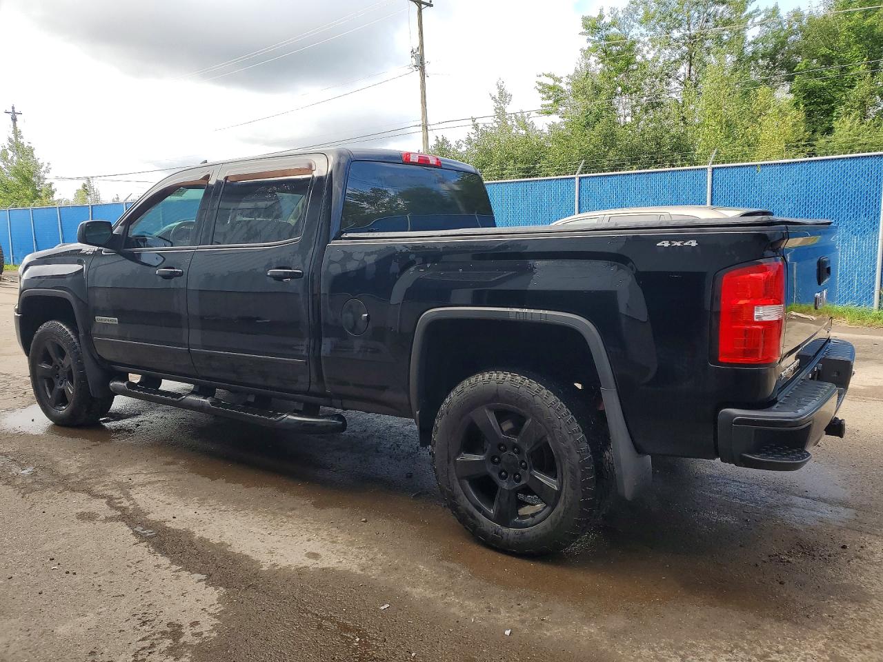 3GTU2MEC2JG124032 · 2018 GMC SIERRA · 2/12