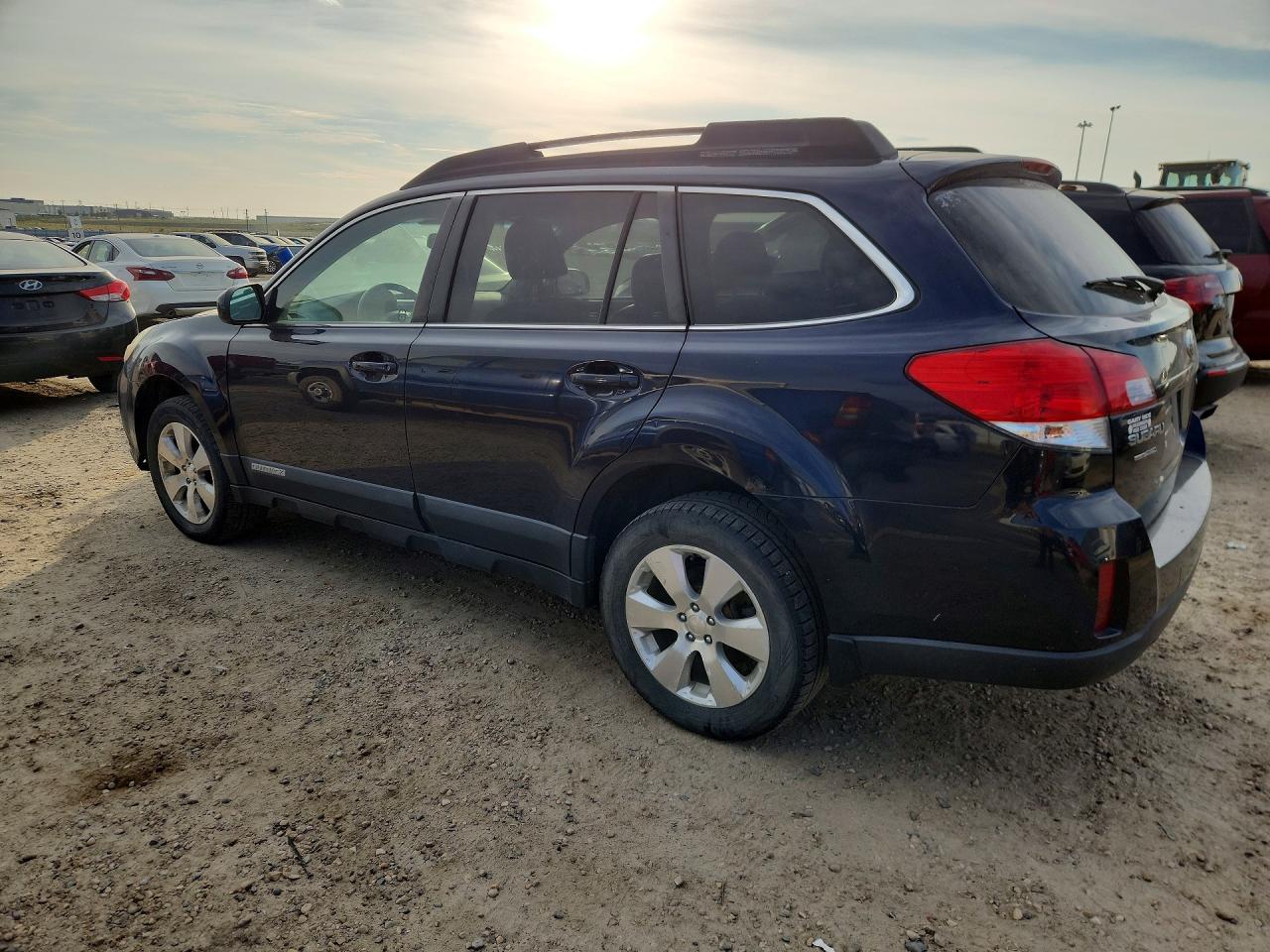 4S4BRJMC7C2285938 · 2012 SUBARU OUTBACK · 2/13