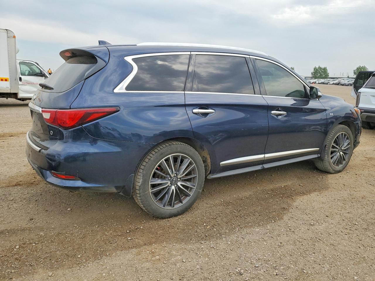 5N1DL0MM1HC509090 · 2017 INFINITI QX60 · 3/13