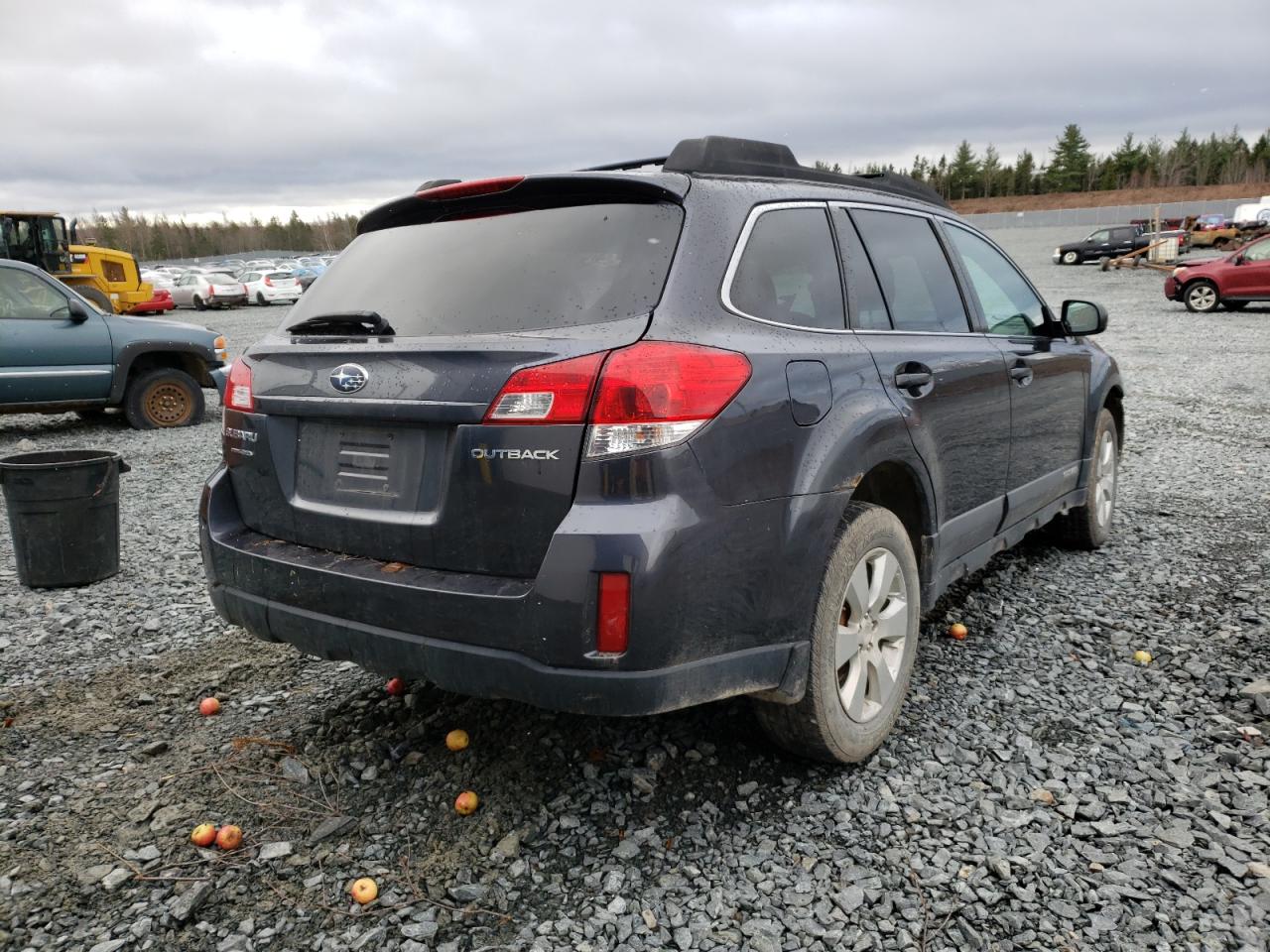 4S4BRGGC1B3376646 · 2011 SUBARU OUTBACK · 4/10