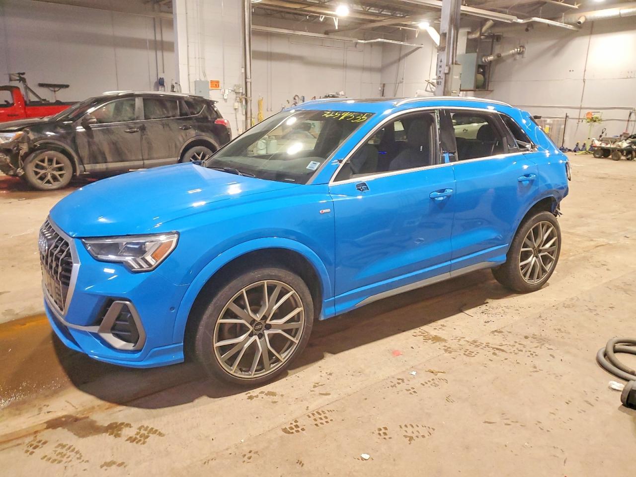 WA1FECF30M1152093 · 2021 AUDI Q3