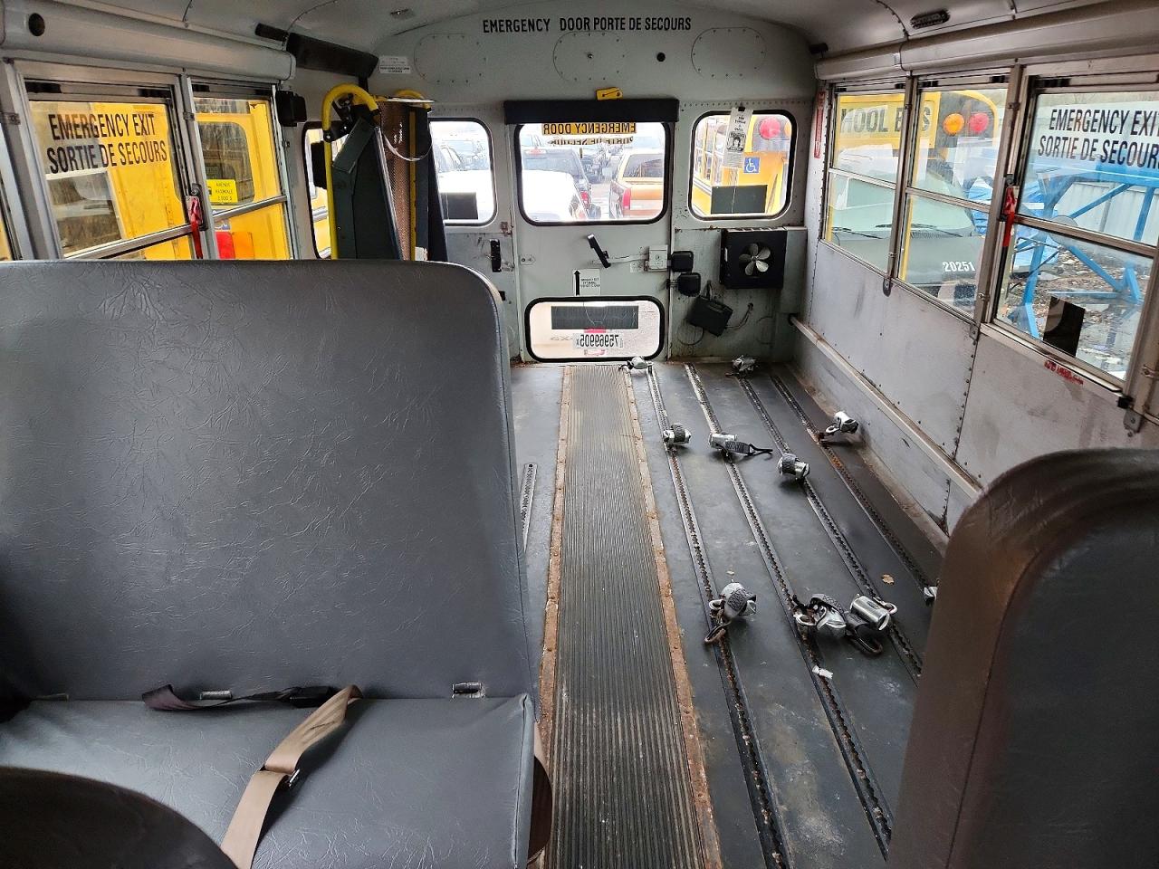 1GB9G5AG5A1165635 · 2010 THOMAS SCHOOL BUS · 6/10