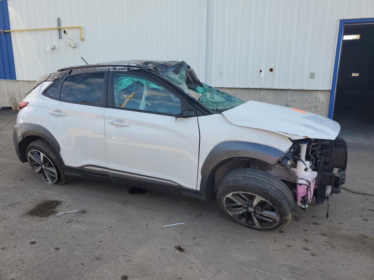KM8K3CA56JU140099 · 2018 HYUNDAI KONA · 4/13