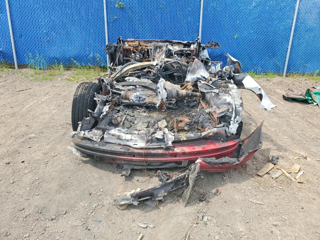 5YJSA1H17EFP51341 · 2014 TESLA MODEL S · 6/11