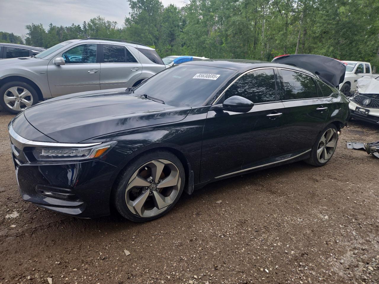 1HGCV1F90JA806928 · 2018 HONDA ACCORD
