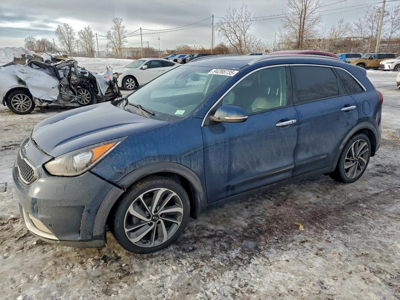 KNDCE3LCXK5276780 · 2019 KIA NIRO