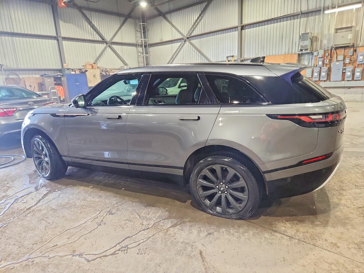 SALYL2EN3KA203755 · 2019 LAND ROVER RANGE ROVER VELAR · 2/12