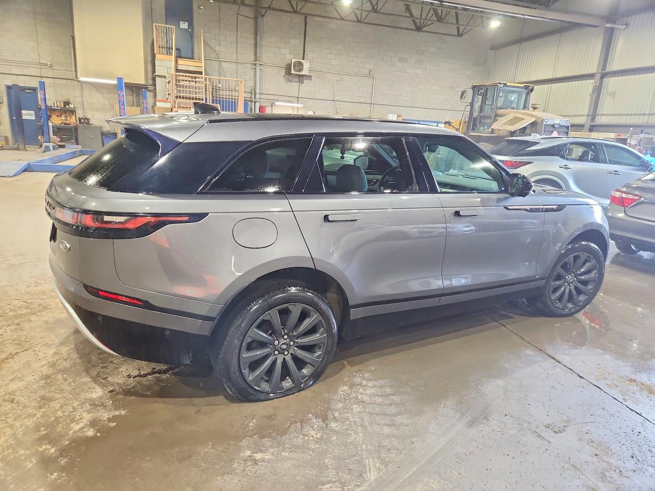 SALYL2EN3KA203755 · 2019 LAND ROVER RANGE ROVER VELAR · 3/12