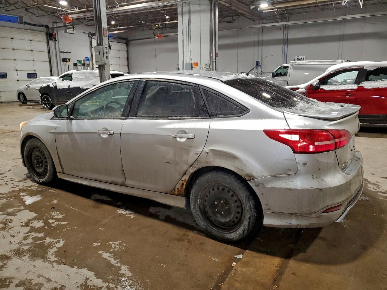 1FADP3F23FL251194 · 2015 FORD FOCUS · 2/12