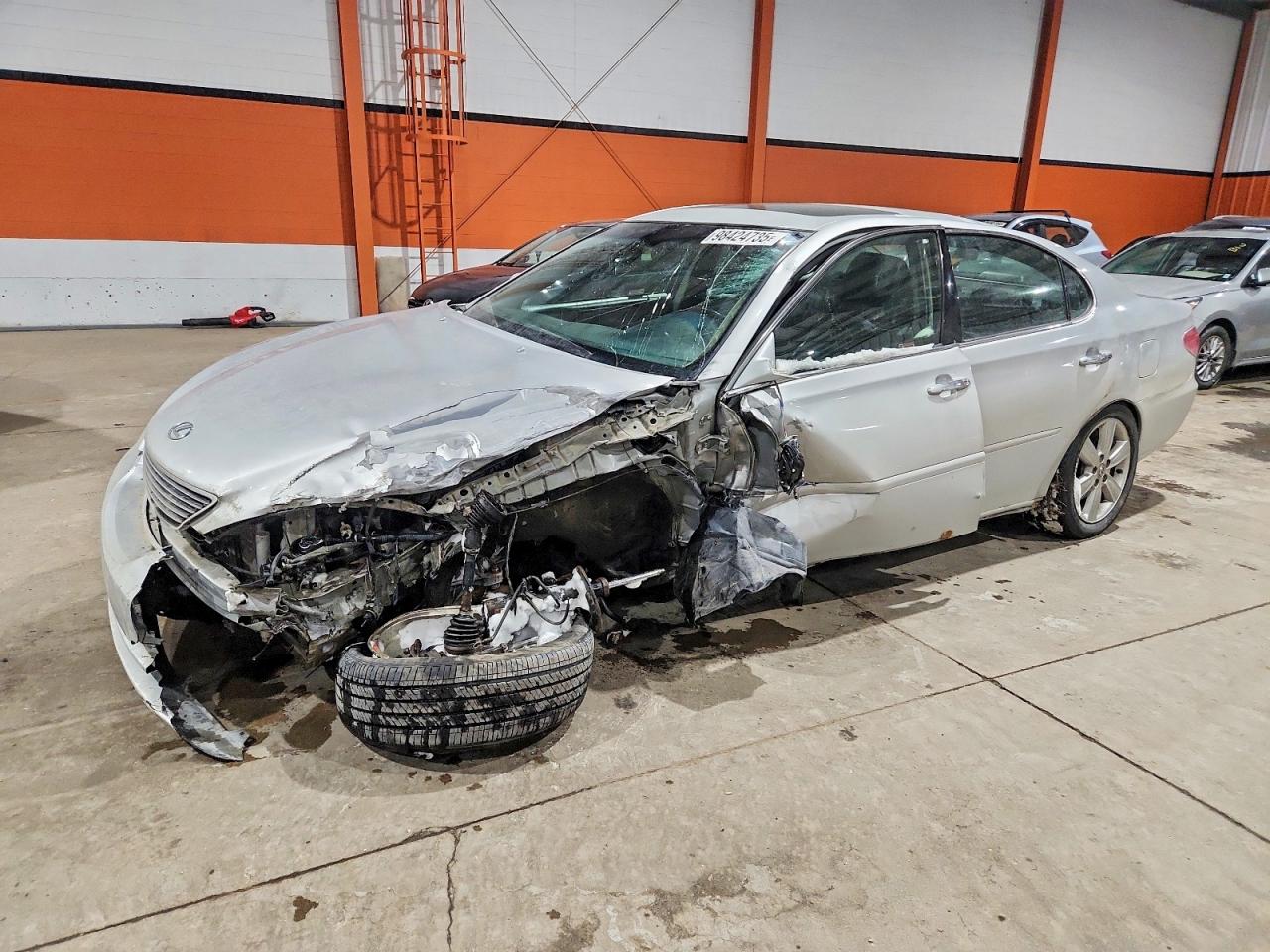 JTHBA30GX55064415 · 2005 LEXUS ES