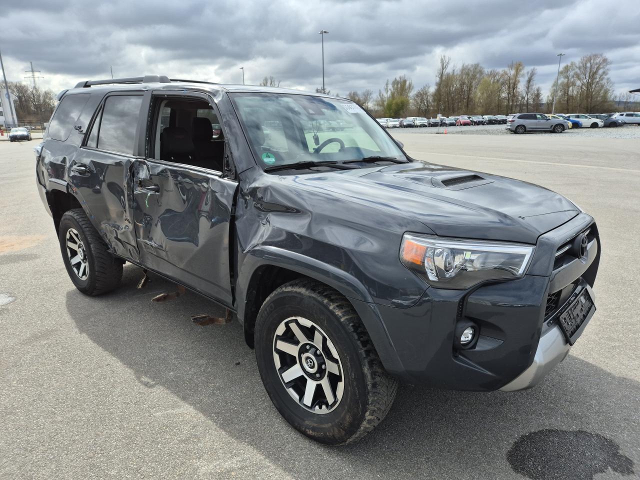 JTERU5JR4R6****** · 2024 TOYOTA 4-Runner