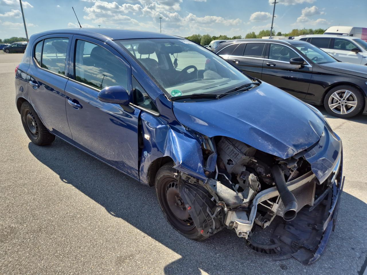 W0V0XEP68K4****** · 2018 OPEL Corsa E