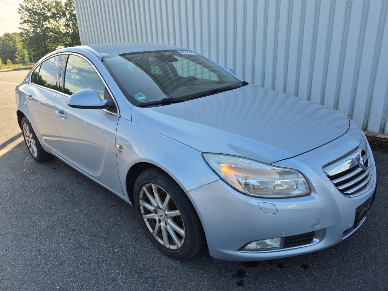 W0LGM6EL0D1****** · 2012 OPEL Insignia A Lim.