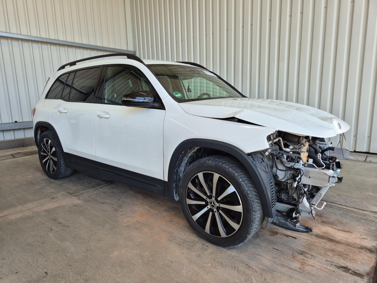 W1N2476461W****** · 2021 MERCEDES-BENZ GLB