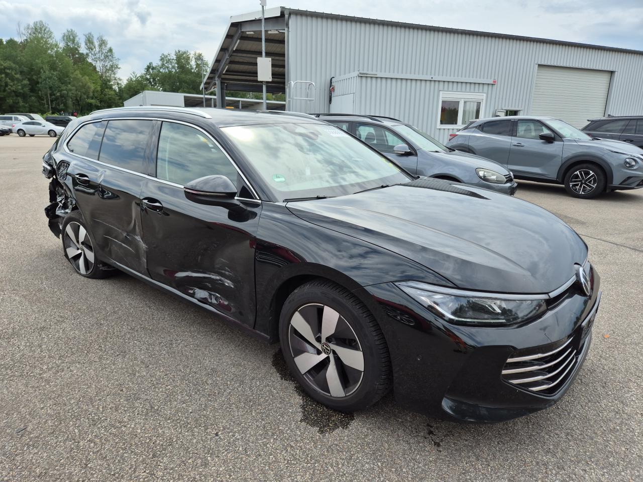 WVWZZZCJ9SD****** · 2025 VOLKSWAGEN Passat Variant