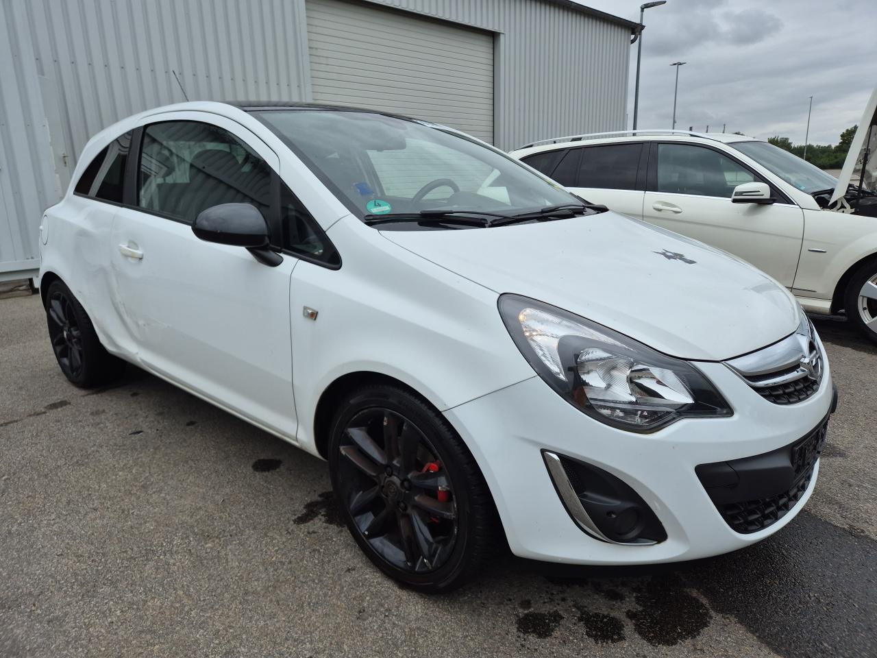 W0L0SDL08E6****** · 2014 OPEL Corsa D