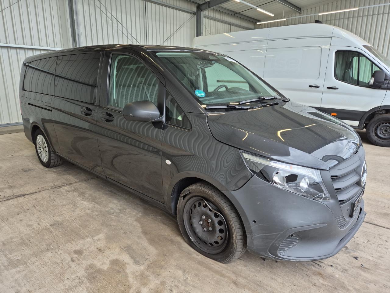 W1VVLGFZ1T4****** · 2025 MERCEDES-BENZ Vito Tourer