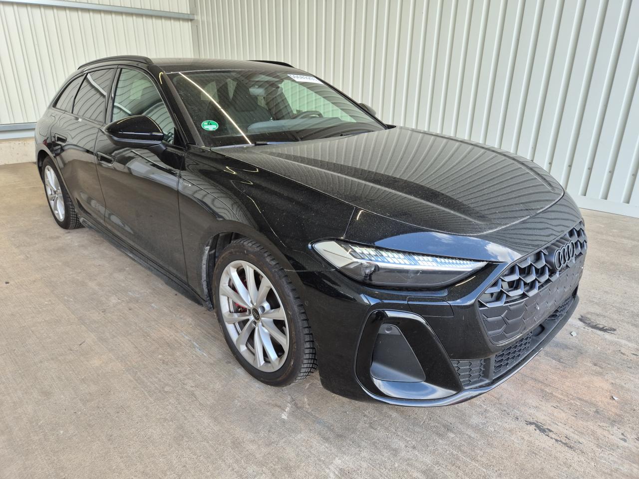 2025 AUDI A5 Avant