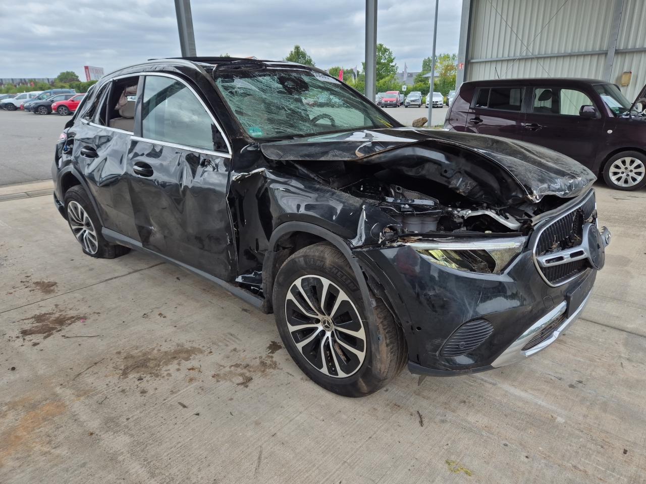 W1NKM0FB8PF****** · 2023 MERCEDES-BENZ GLC