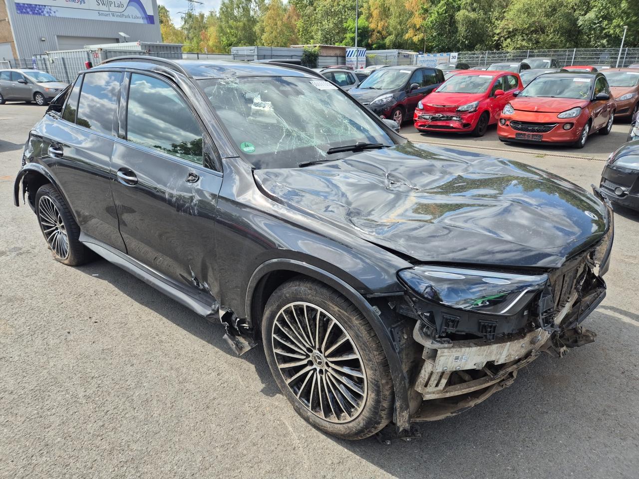 W1NKM0FB0TU****** · 2025 MERCEDES-BENZ GLC