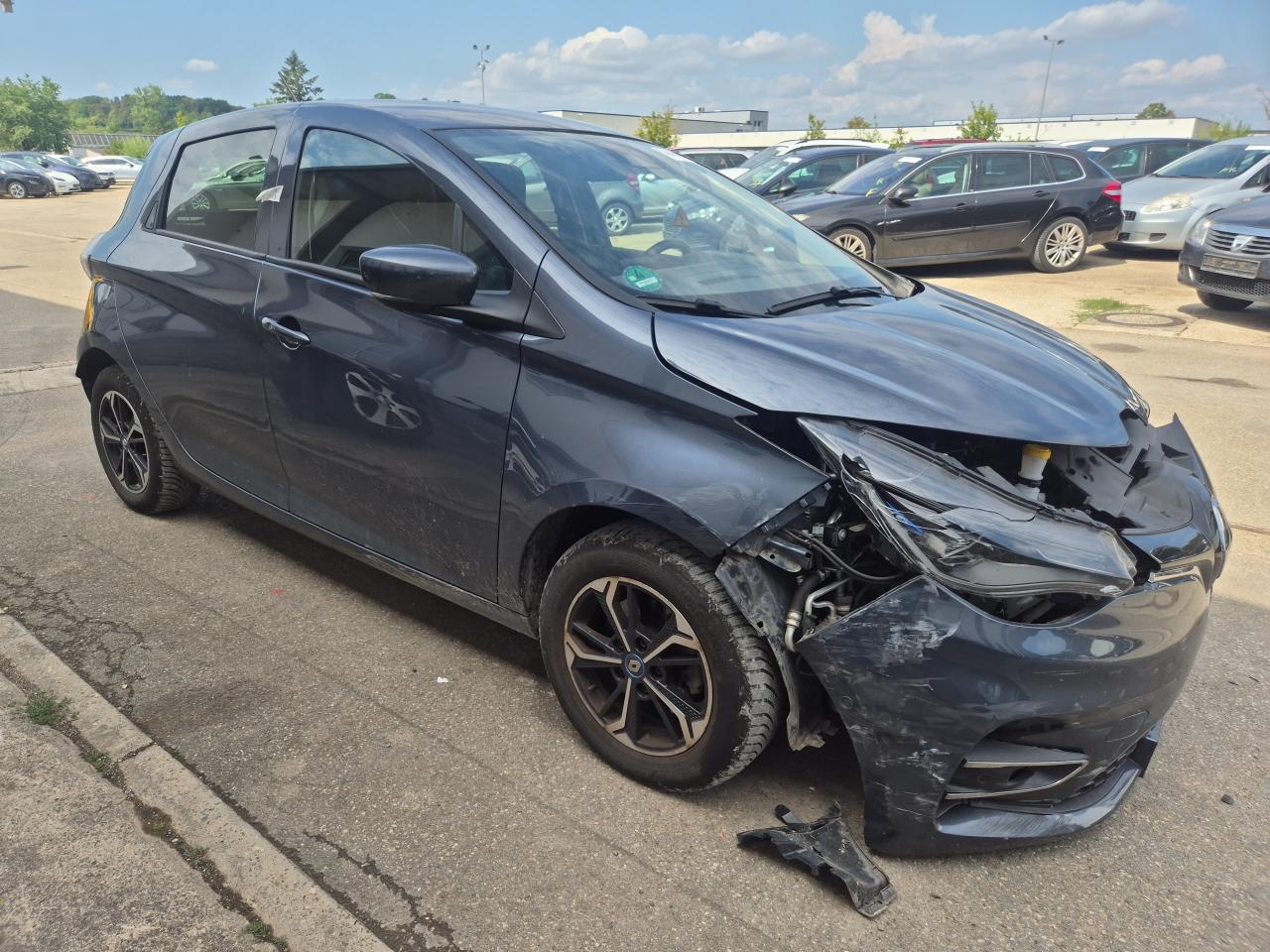 VF1AG000066****** · 2020 RENAULT Zoe